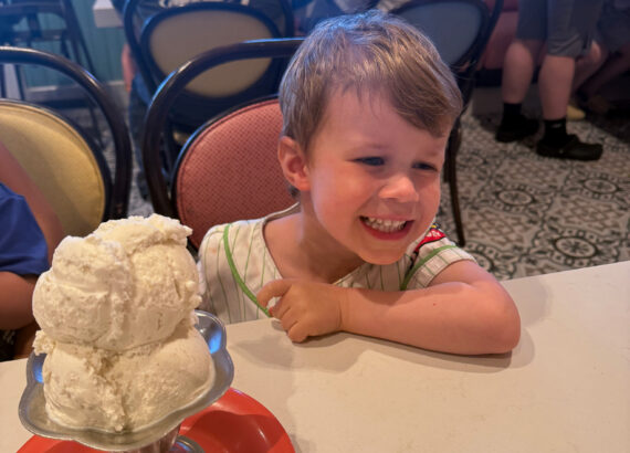 disney beach club restaurants
